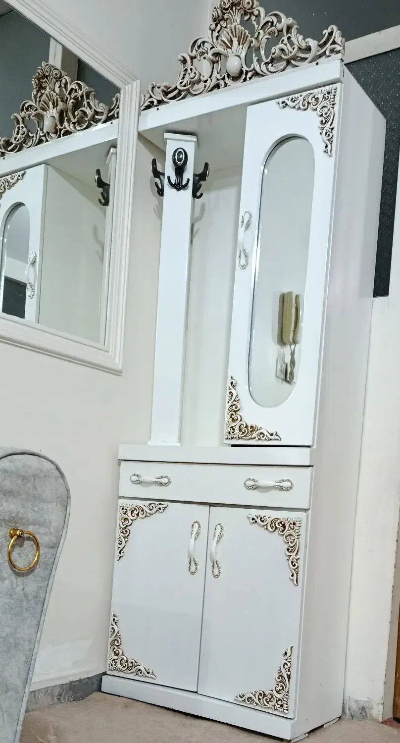 جاکفشی|جاکفشی، کمد، دراور|بروجرد, |دیوار