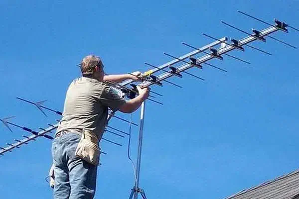 نصب انتن ثابت و گردان|خدمات پیشه و مهارت|دزفول, |دیوار