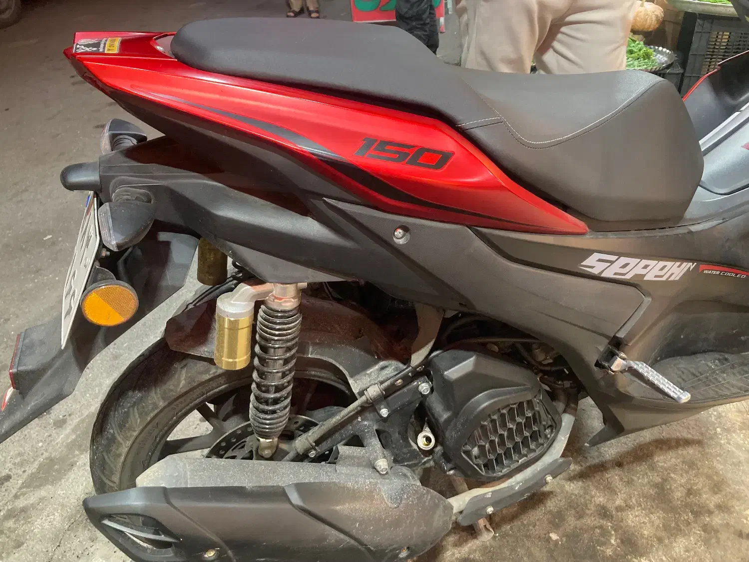 موتورسیکلت|موتورسیکلت|رشت, کوی بیانی|دیوار