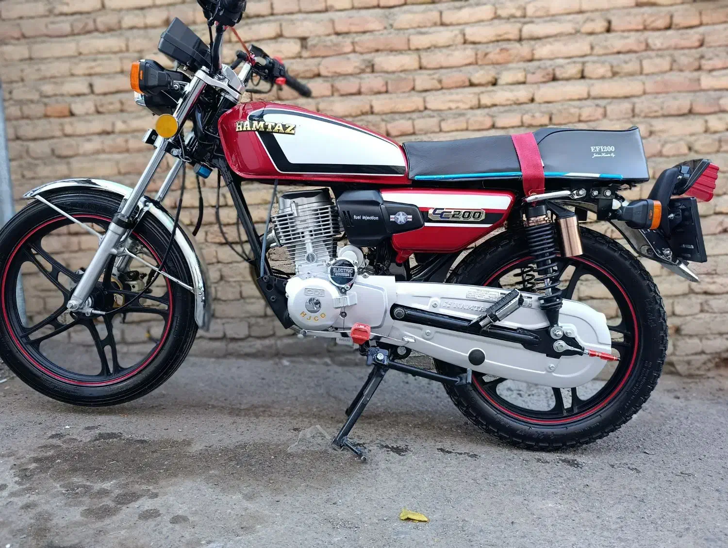 همتاز ۲۰۰ مدل ۴۰۳ همه چی فابریک در حد|موتورسیکلت|اهر, |دیوار