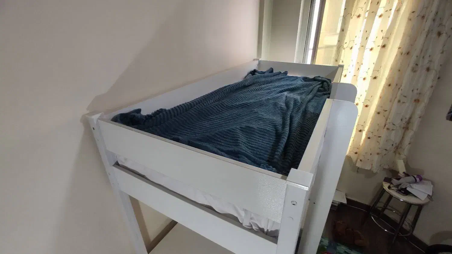 تخت و میز تحریر نوجوان|تخت و سرویس خواب|تهران, سلسبیل شمالی|دیوار