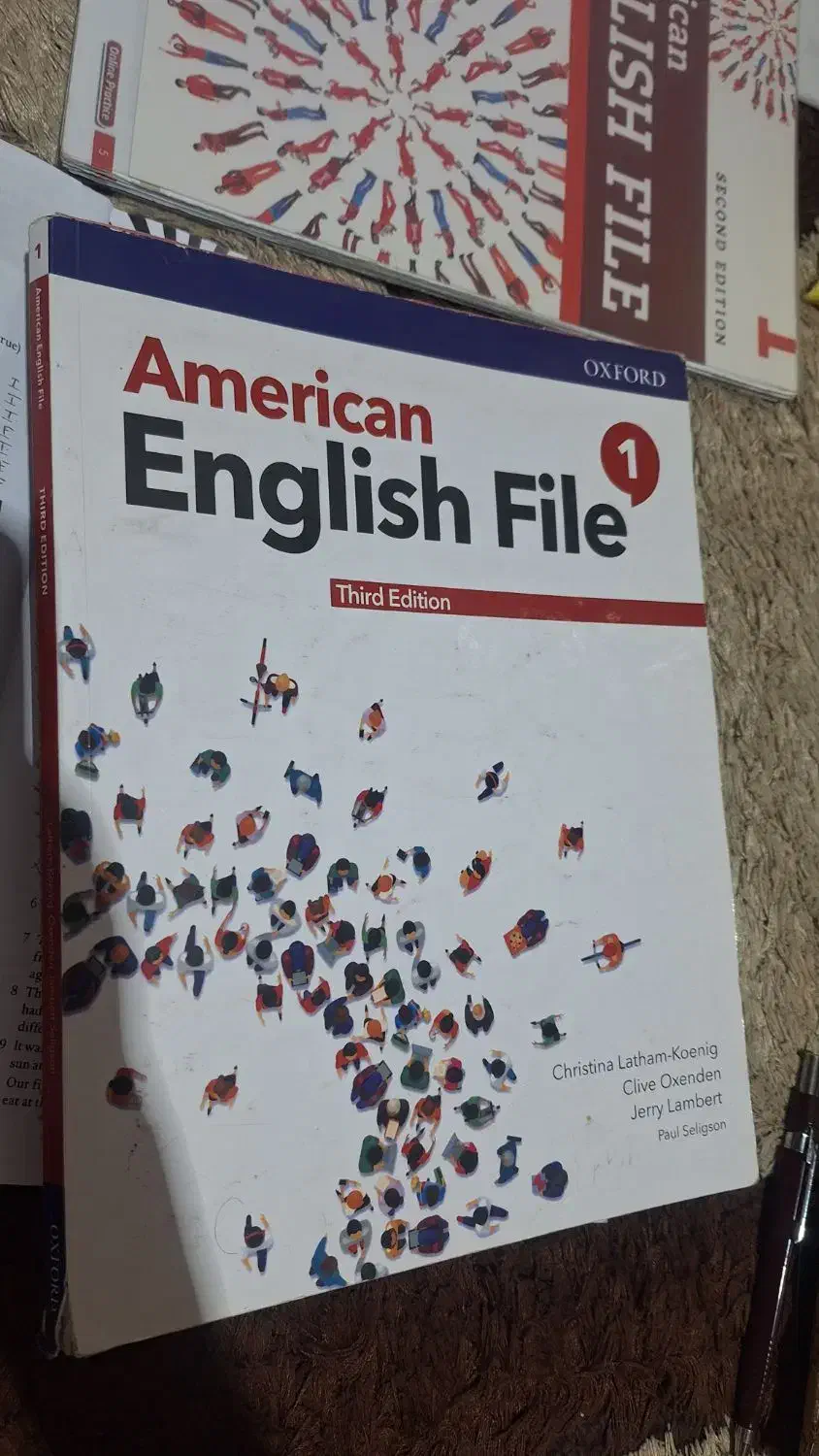American english file 1|کتاب و مجله آموزشی|شاهین‌شهر, نظامی|دیوار