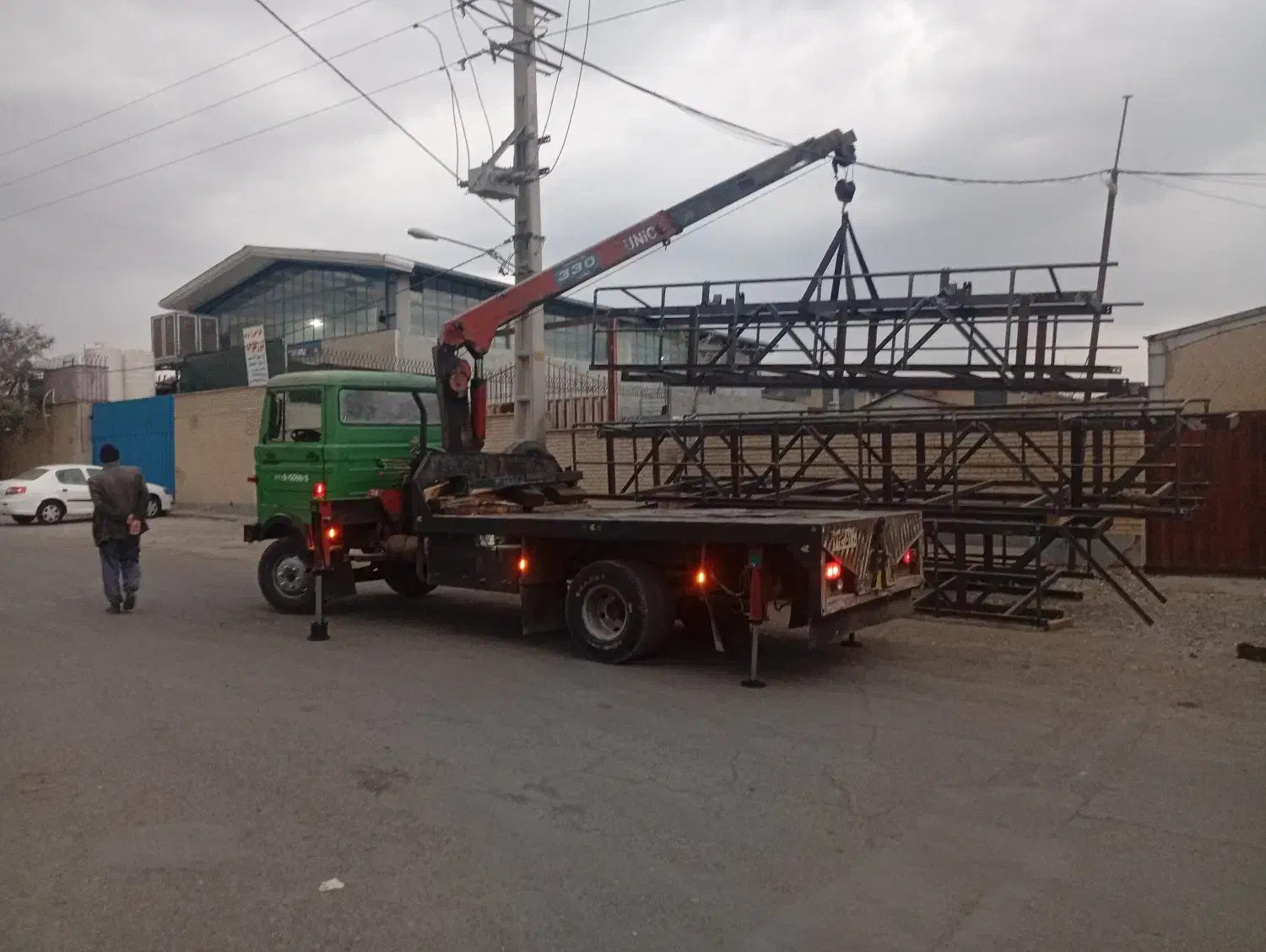 جرثقیل محمدی|خدمات حمل و نقل|فردیس, نیروگاه برق|دیوار