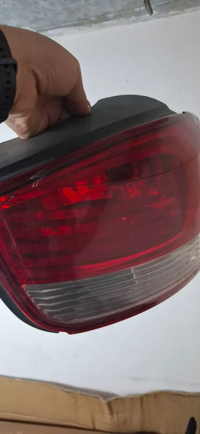 چراغ عقب خطرتیبا۲ با لامپ فابریک|قطعات یدکی و لوازم جانبی|ری, دولت‌آباد|دیوار