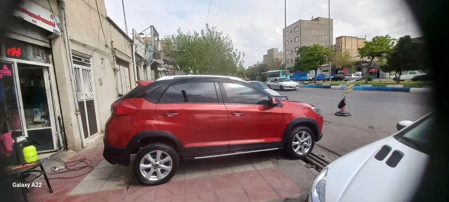 اجرای حرفه ای شیشه دودی ماشین|خدمات موتور و ماشین|تبریز, |دیوار