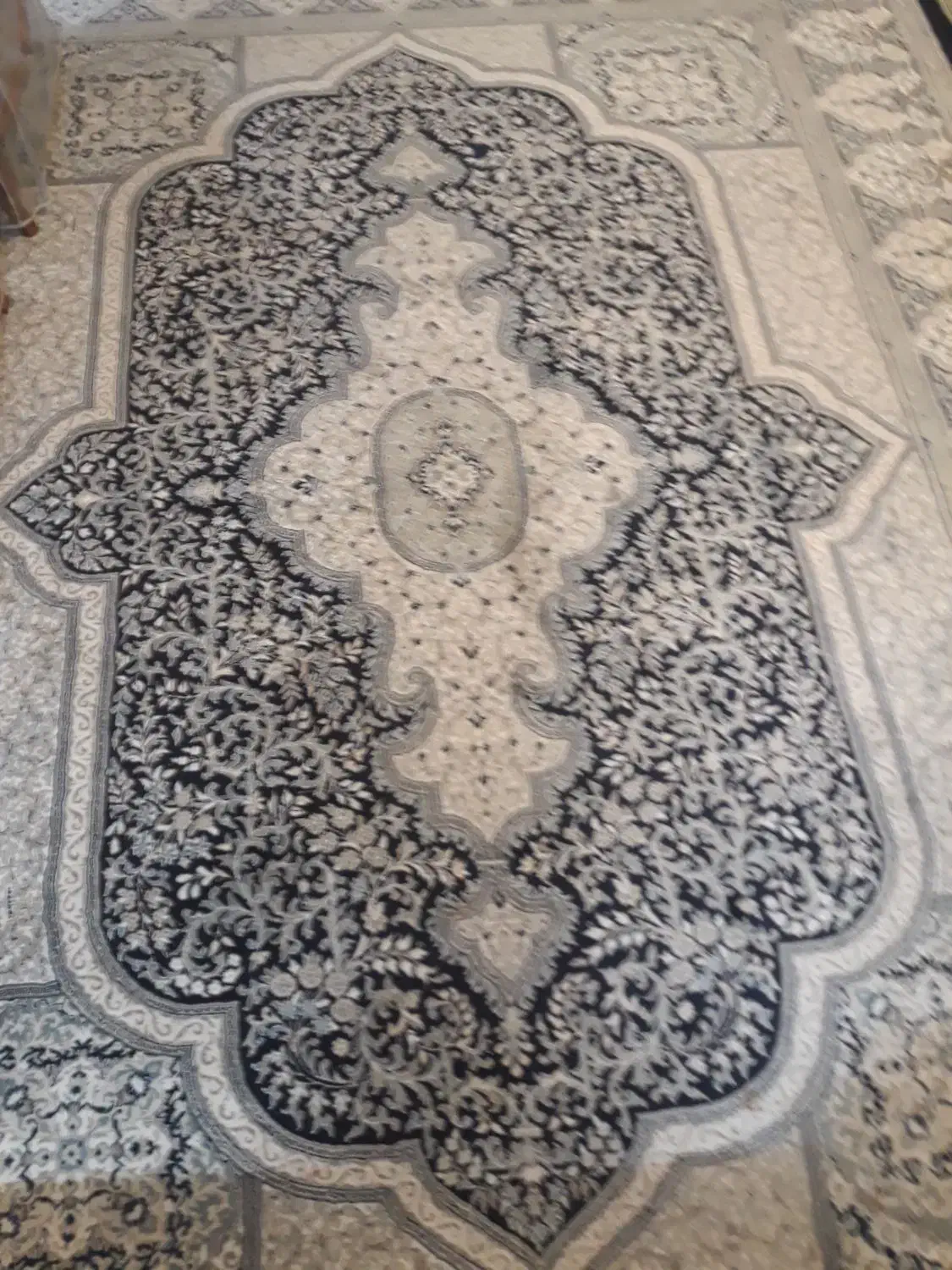 قالی ۵۰۰ شانه کویر یزد تمیز وکمکار|فرش|مشهد, شهرآرا|دیوار