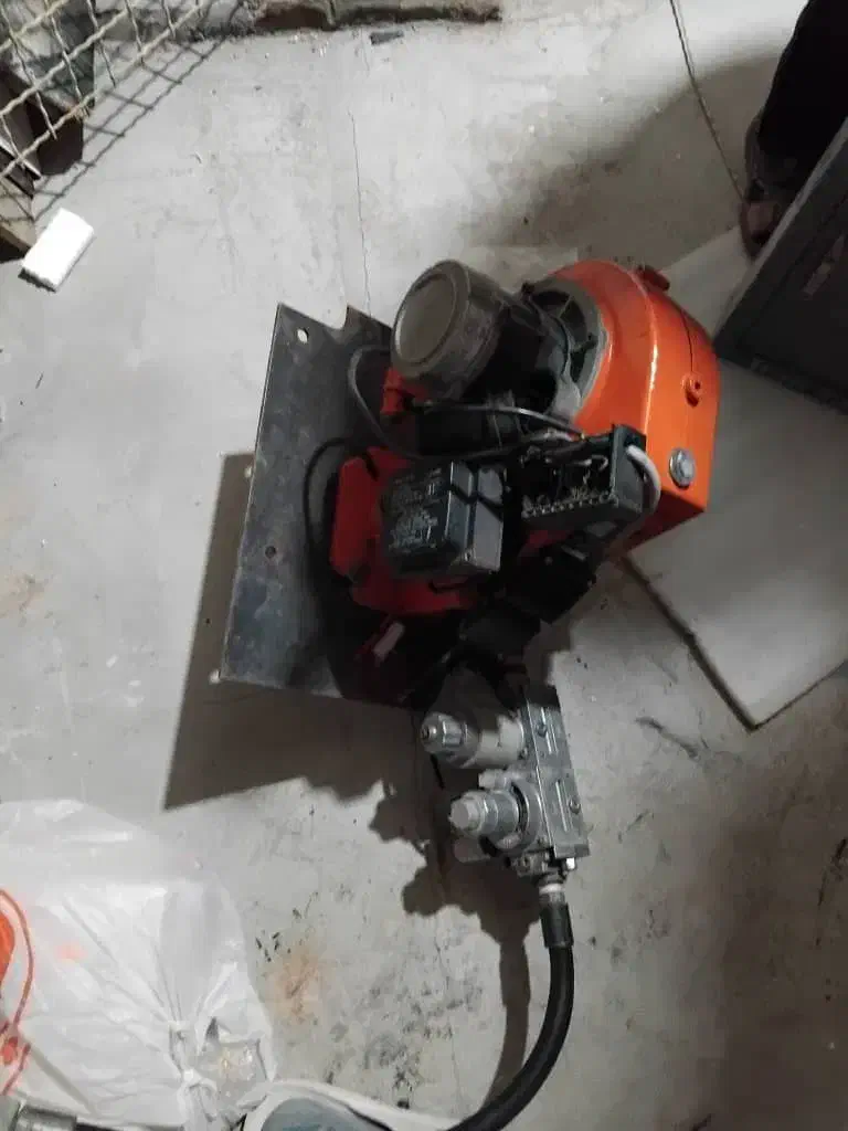 مشعل گلخانه گازی با تابلو برق|ماشین‌آلات صنعتی|نجف‌آباد, گلدشت|دیوار