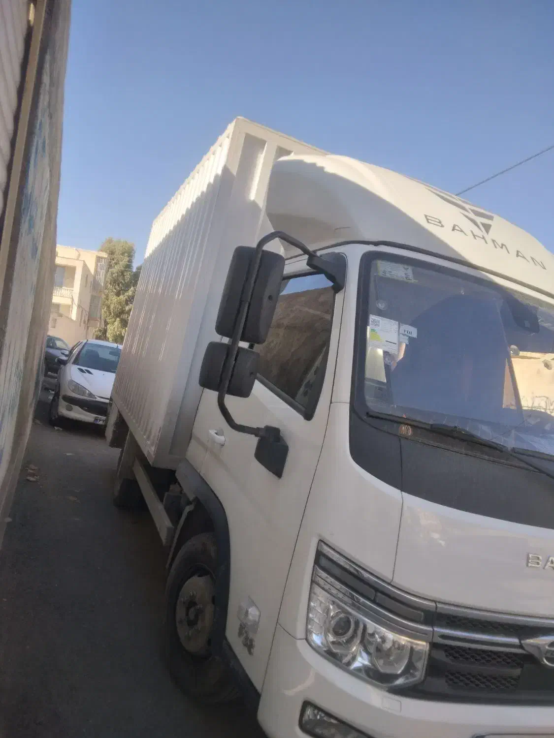 حمل باراثاثیه منزل باماشین مسقف۴و۶متری باکارگر|خدمات حمل و نقل|کرمان, |دیوار