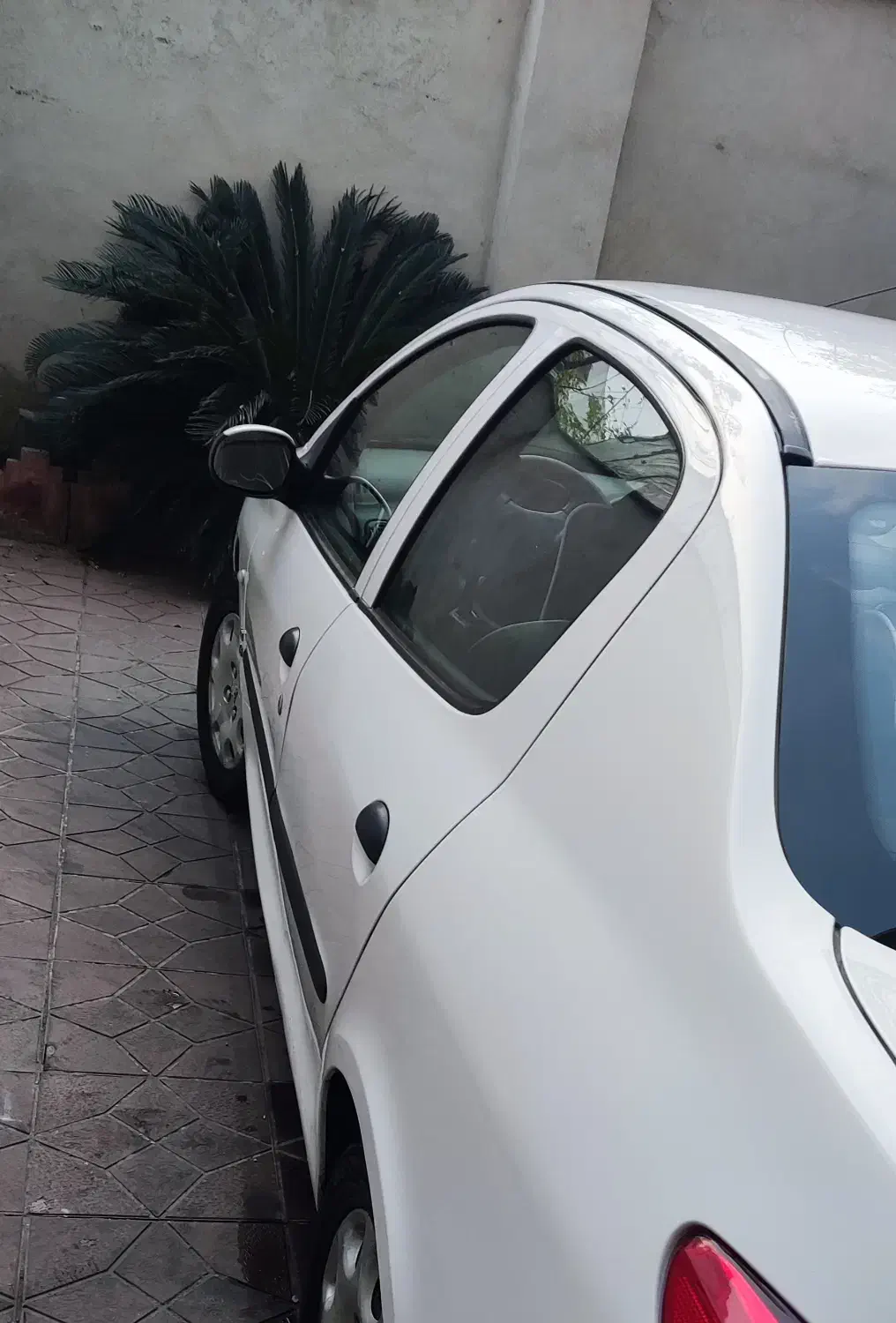 پژو ۲۰۶ اس‌دی سفید مدل ۹۵|خودرو سواری و وانت|ساری, |دیوار