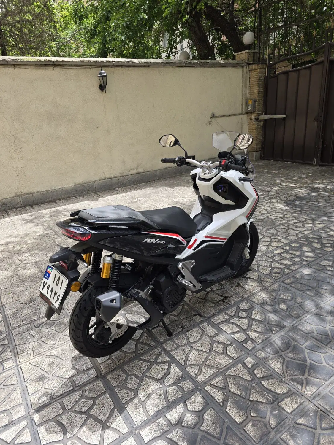 AGV 150|موتورسیکلت|تهران, جماران (نیاوران)|دیوار
