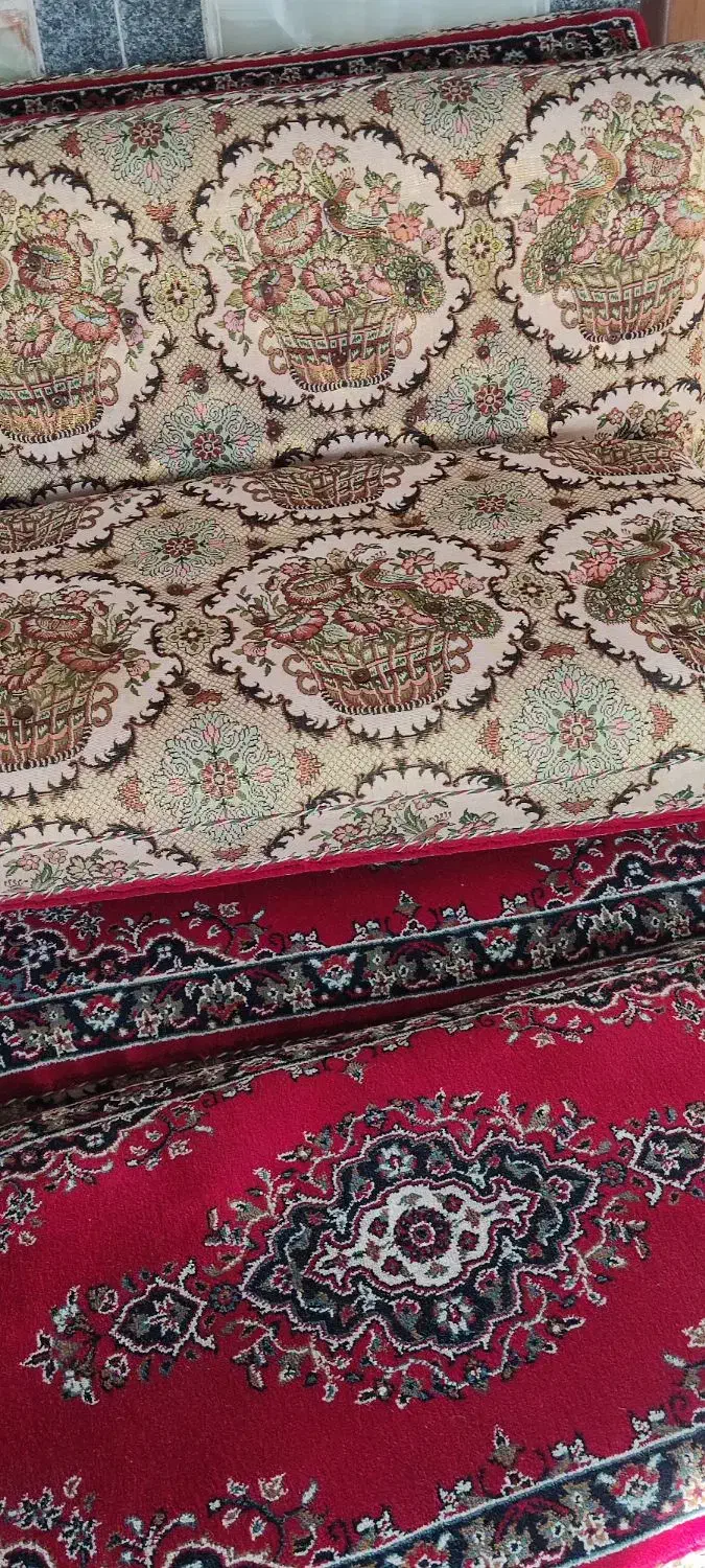 فرش دوازده متری وشیش عددپشتی|فرش|سنندج, |دیوار