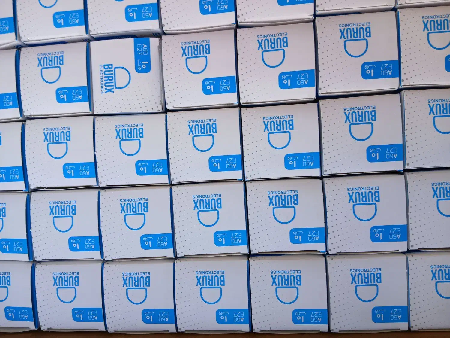 لامپ۱۰وات و ۷ وات .یکسال ضمانت|لامپ و چراغ|کرمانشاه, |دیوار