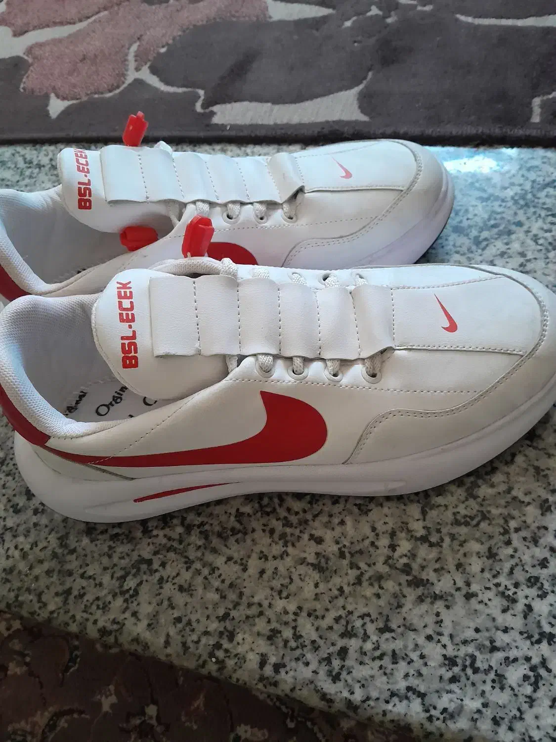 کفش|کیف، کفش، کمربند|کوهدشت, |دیوار