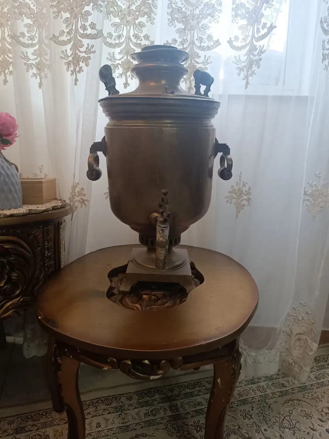 سماور برنجی عطیقه|کلکسیون اشیاء عتیقه|فومن, |دیوار