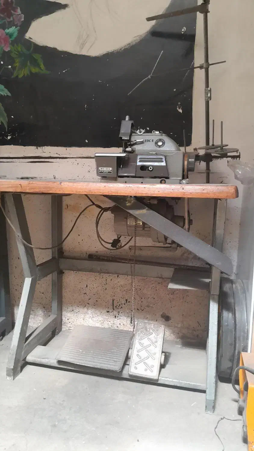 چرخ راسته دوز وسردوز  جوکی|چرخ خیاطی و ریسندگی|بیجار, |دیوار