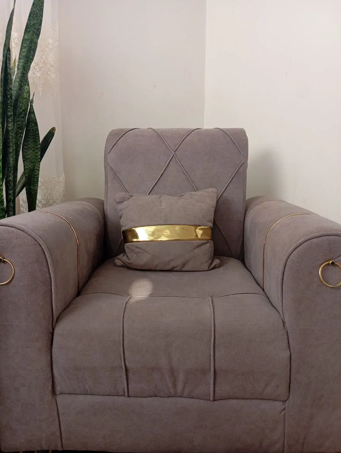 مبل ۷ نفره کار کرده|مبلمان خانگی و میز عسلی|تربتحیدریه, پائین ولایت|دیوار