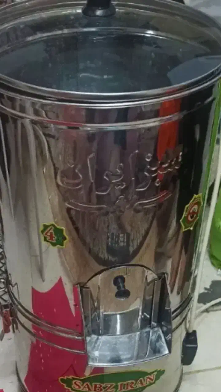 سبزی خردکن سبز ایران|خردکن، آسیاب، غذاساز|رشت, پستک|دیوار