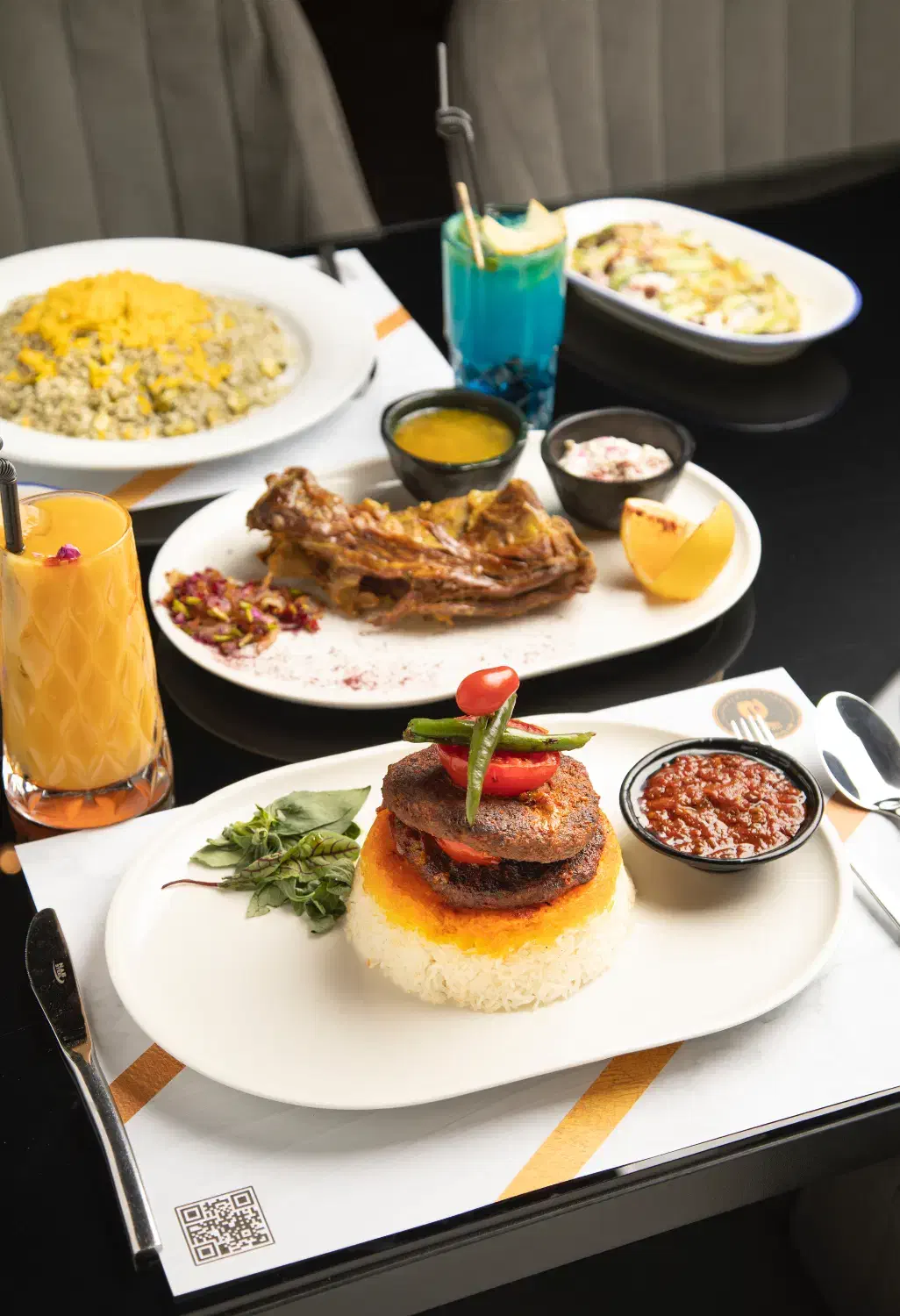 باریستا تمام وقت و نیمه وقت|استخدام خدمات فروشگاه و رستوران|تهران, فردوس|دیوار