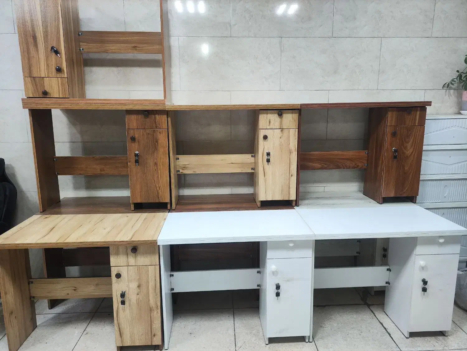 میز تحریر و میزکامپیوتر|میز تحریر و کامپیوتر|تهران, شهید رجایی|دیوار