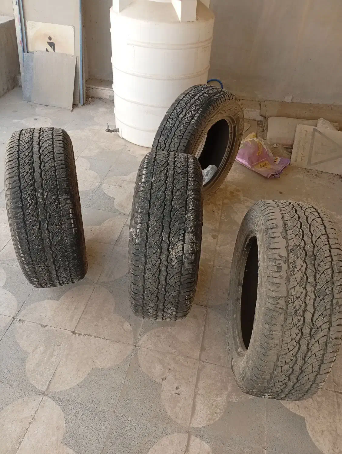 چهار حلقه لاستیک|قطعات یدکی و لوازم جانبی|خمیر, |دیوار