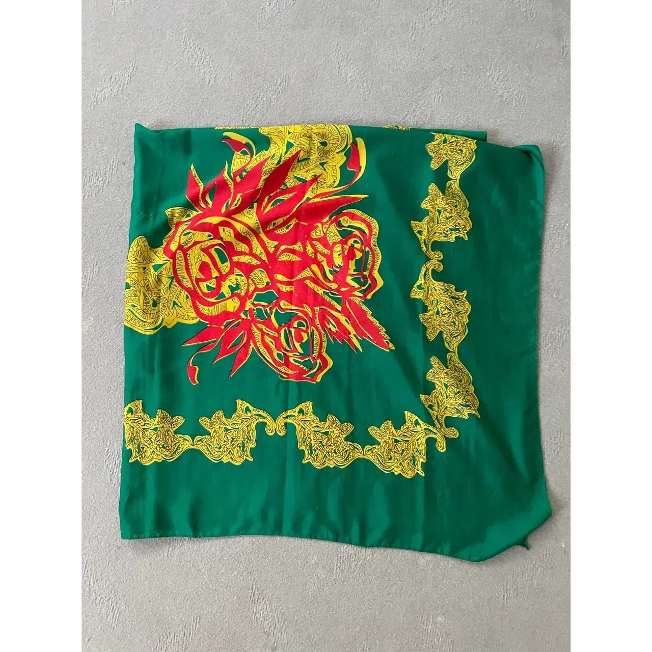 شال و روسری نوسالم و تمیز زیرقیمت|لباس|سمنان, |دیوار