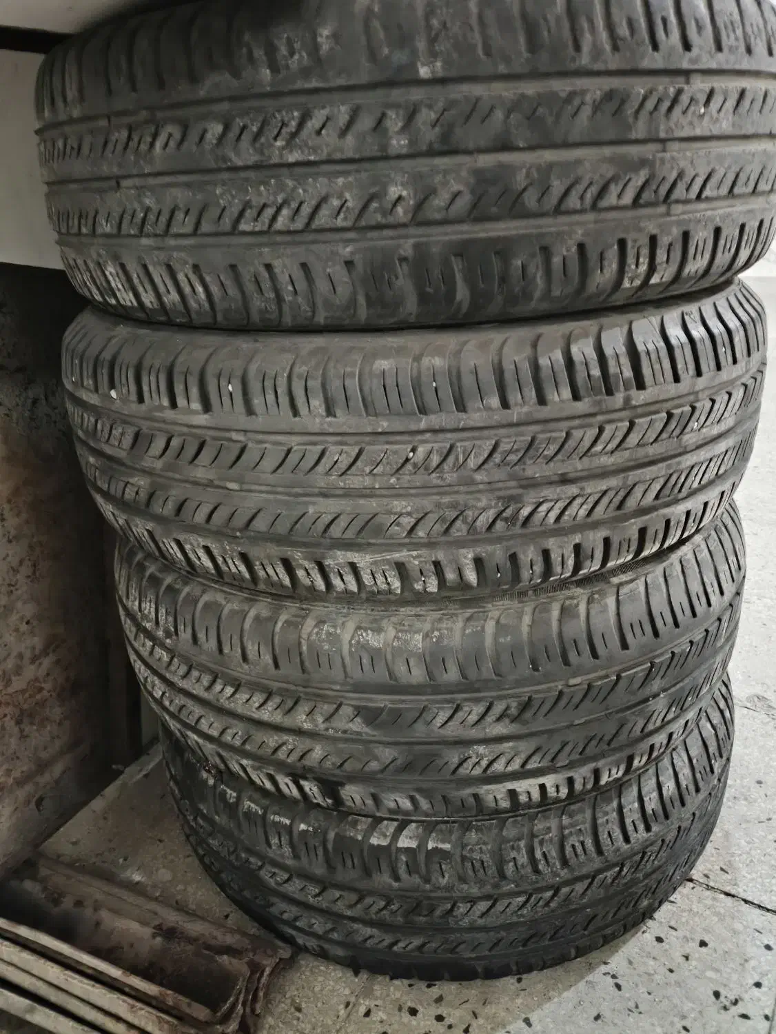 لاستیک|قطعات یدکی و لوازم جانبی|فردیس, شهرک وحدت|دیوار