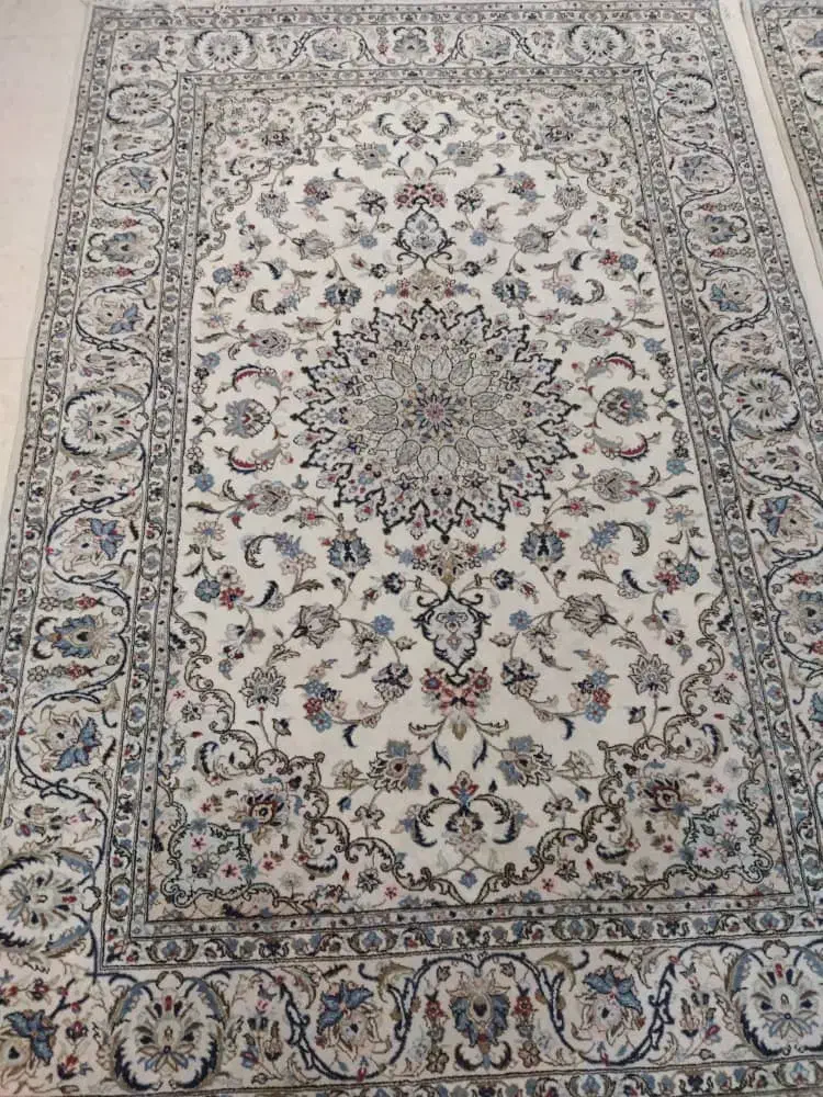 یک جفت فرش دستباف|فرش|شاهین‌شهر, طالقانی|دیوار