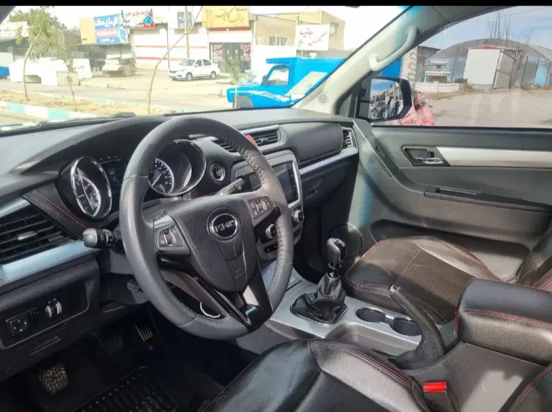 kmc t 8|خودرو سواری و وانت|همدان, |دیوار