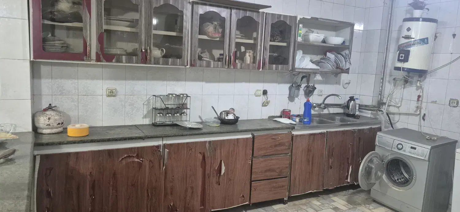 آپارتمان اجاره ای مرکز شهر|اجارهٔ آپارتمان|جیرفت, |دیوار