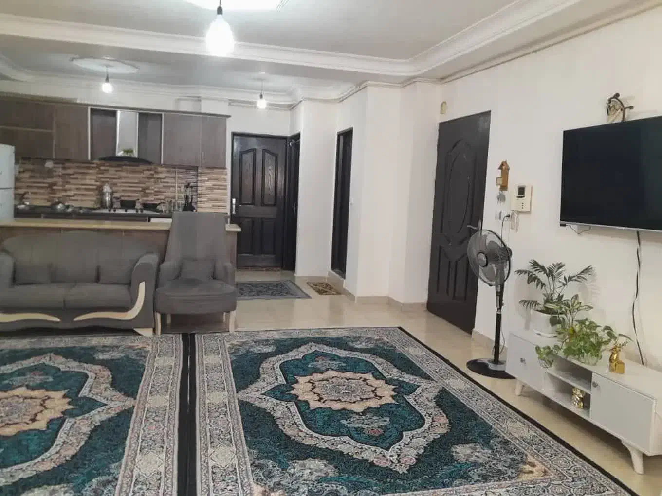 واحد آپارتمانی در 14 متری سجاد|اجارهٔ آپارتمان|رشت, یخسازی|دیوار