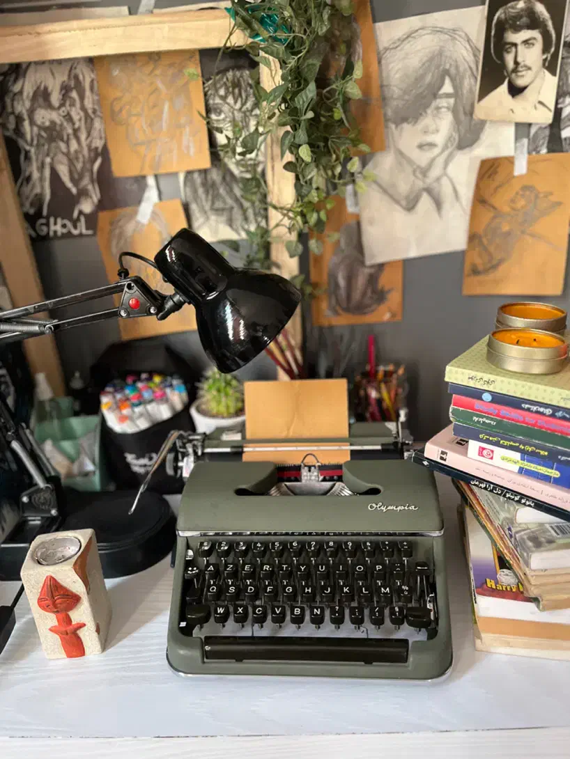 ماشین تایپ آلمانی اولمپیا ۶۰ ساله|کلکسیون اشیاء عتیقه|تهران, هروی|دیوار