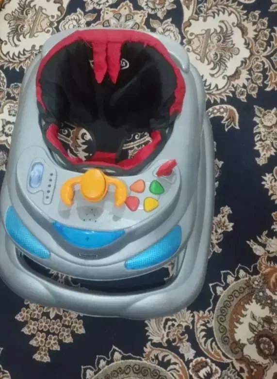 یک روروئک دلیجان|کالسکه و لوازم جانبی|گلپایگان, |دیوار