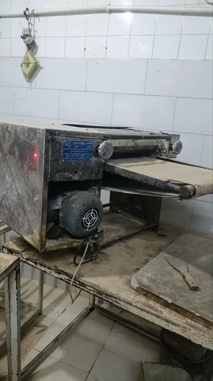 دستگاه نان پزی لواش و بربری|ماشینآلات صنعتی|آران و بیدگل, |دیوار