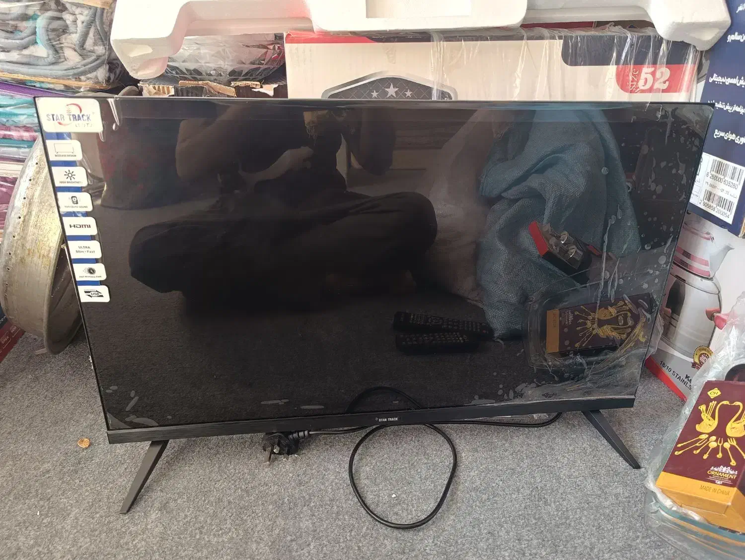 تلویزیون 32اینچ|تلویزیون و پروژکتور|رفسنجان, |دیوار