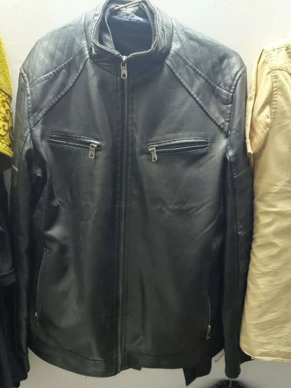 کاپشن چرم مشکی|لباس|سبزوار, شهرک جهاد|دیوار