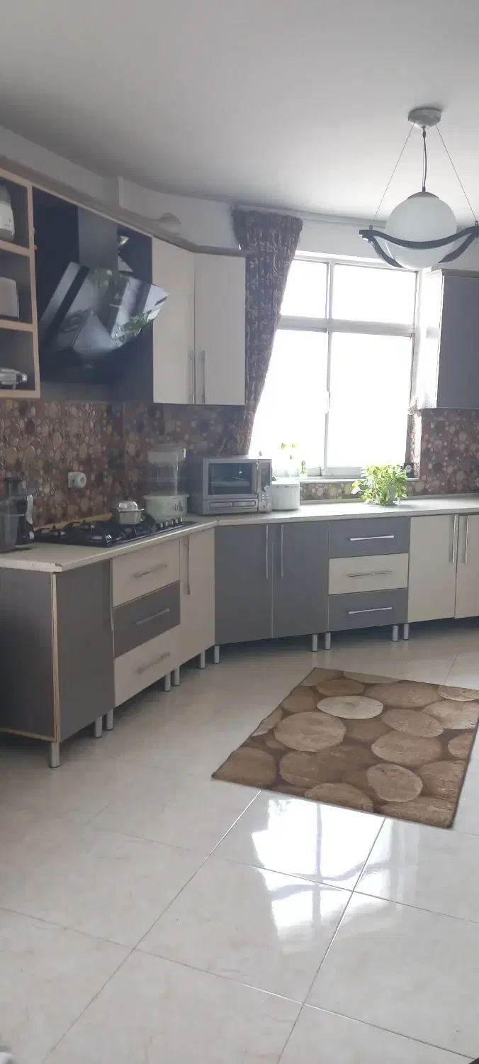 دو طبقه دو واحد رو پیلوت طبقه ی اول برای فروش|فروش آپارتمان|رشت, ترمینال|دیوار