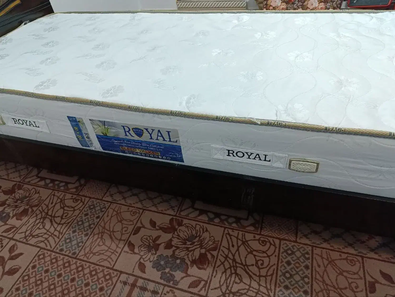 تخت تک نفره با تشک|تشک تختخواب|رباطکریم, نصیرشهر|دیوار