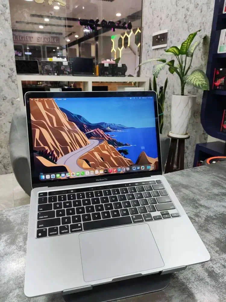 MacBook Pro M1 2020 (فروش اقساط)|رایانه همراه|قم, عربستان|دیوار