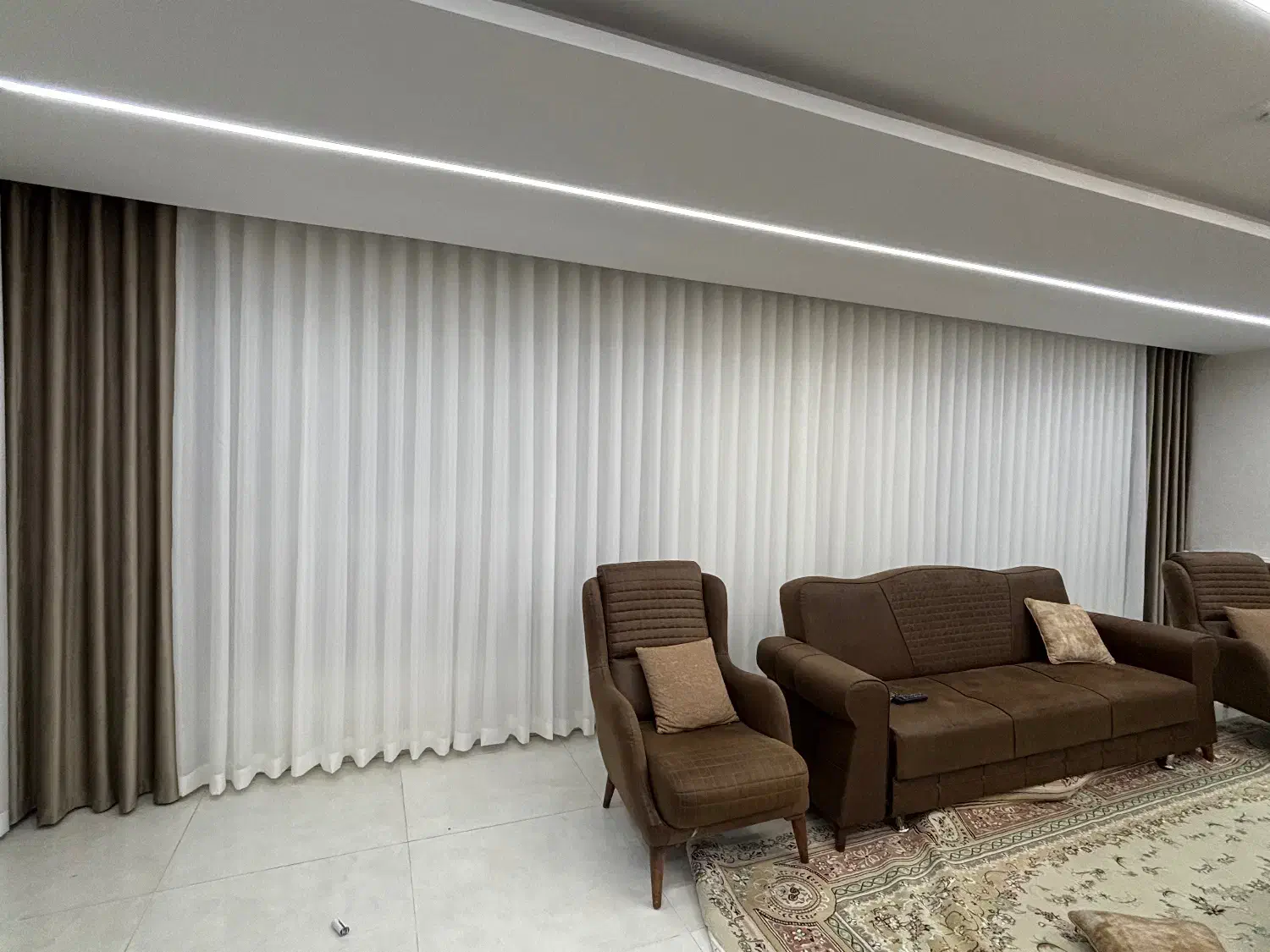 نصب انواع پرد های منزل با سریع ترین زمان|خدمات پیشه و مهارت|شیراز, شهرک ولیعصر|دیوار