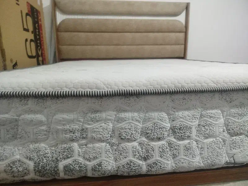 تخت|تخت و سرویس خواب|مشهد, چهارباغ|دیوار