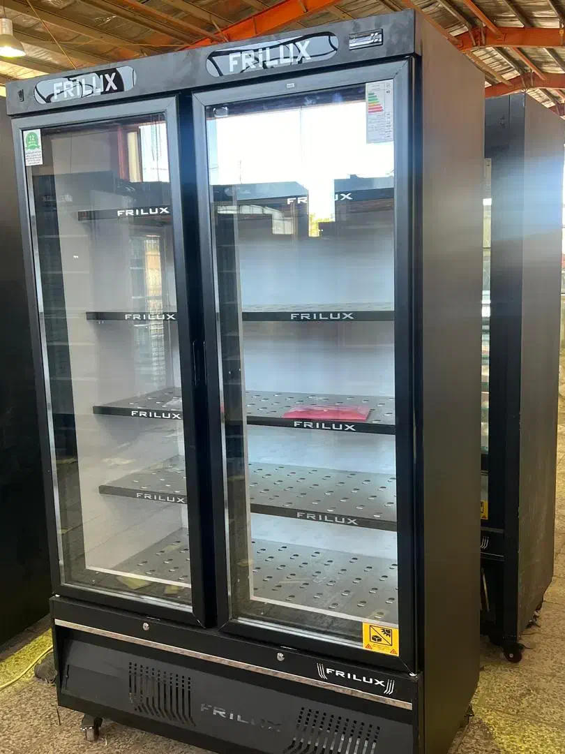 یخچال صنعتی فروشگاهی کافی شاپی|فروشگاه و مغازه|اصفهان, خواجه عمید|دیوار