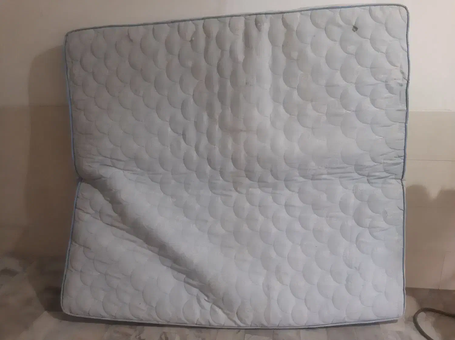 تشک دونفره سالم فروشی|تشک تختخواب|گلپایگان, |دیوار