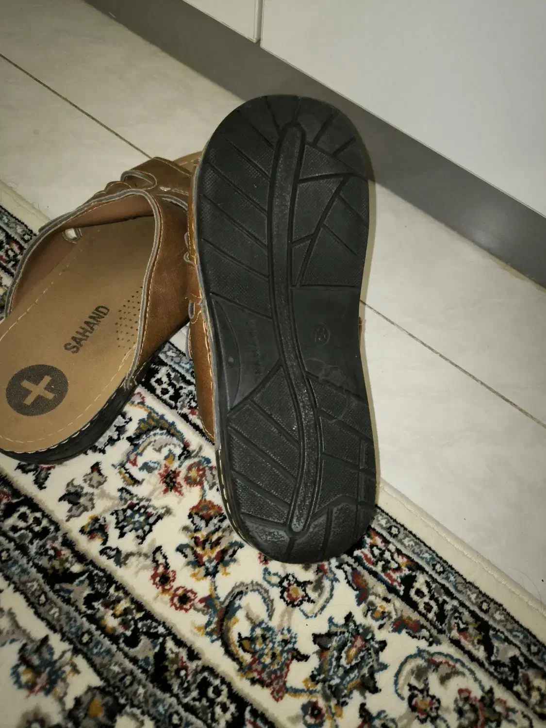 صندل مردانه و انگشتر مردانه|کیف، کفش، کمربند|اصفهان, برازنده|دیوار