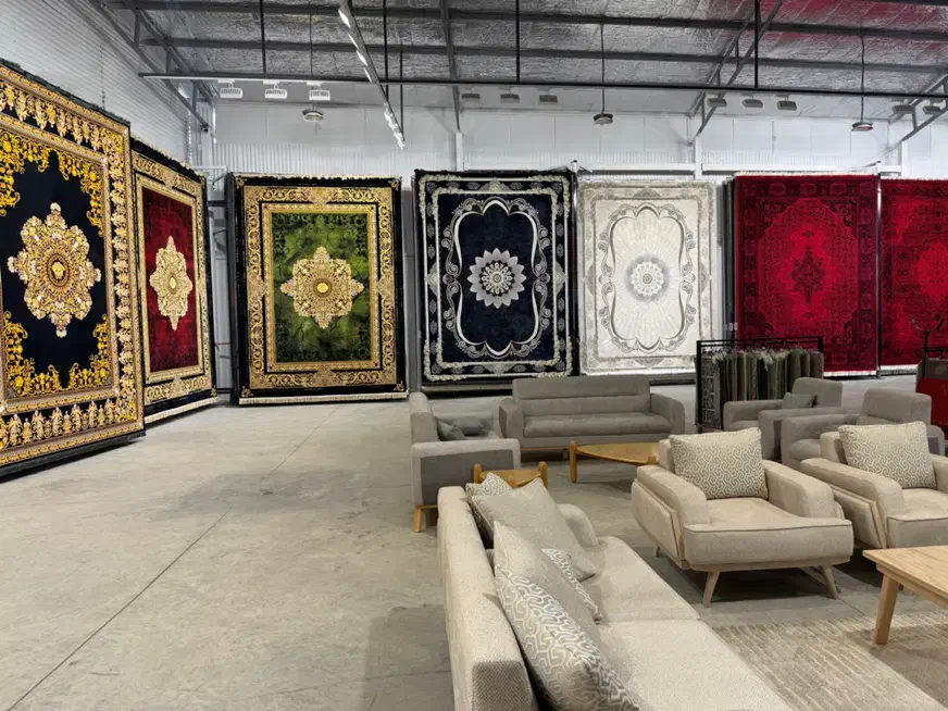 فرش آترین ۷۰۰شانه ۱۲ متری مبلمان کهکشان ۸نفره|فرش|شیراز, زیباشهر|دیوار