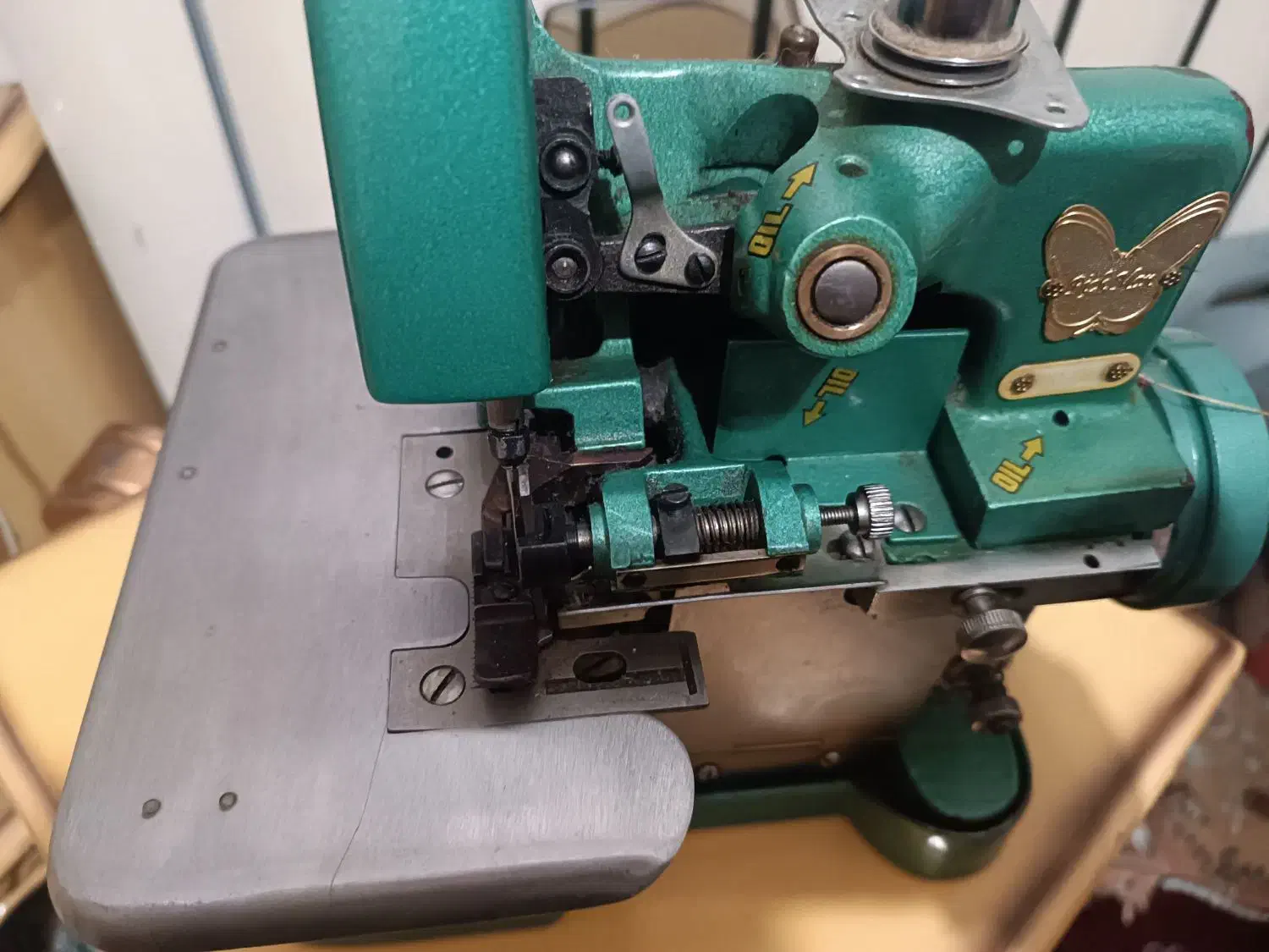 چرخ سردوز پروانه سه نخ|چرخ خیاطی و ریسندگی|پرند, فاز ۵|دیوار