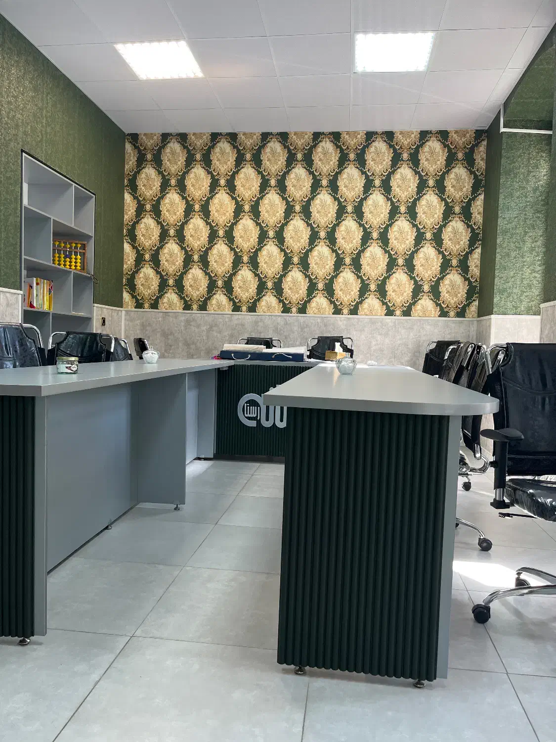 خدماتی خانم و آقا|استخدام سرایداری و نظافت|تهران, منیریه|دیوار