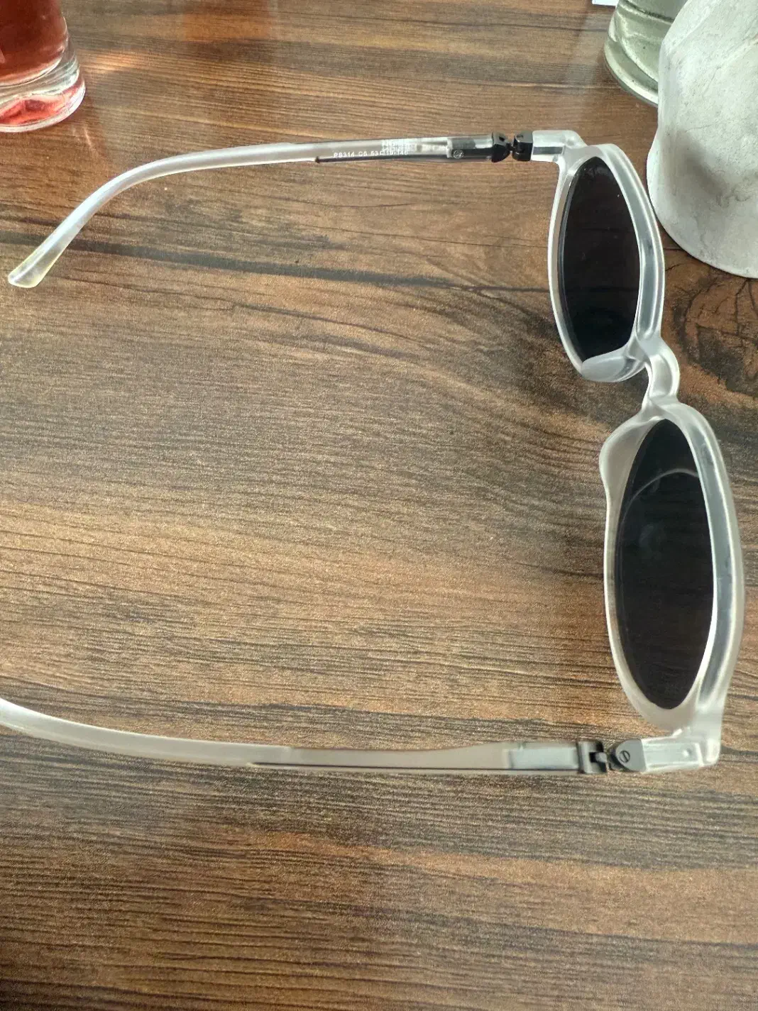 عینک دودی|زیورآلات و اکسسوری|رباطکریم, رباطکریم|دیوار