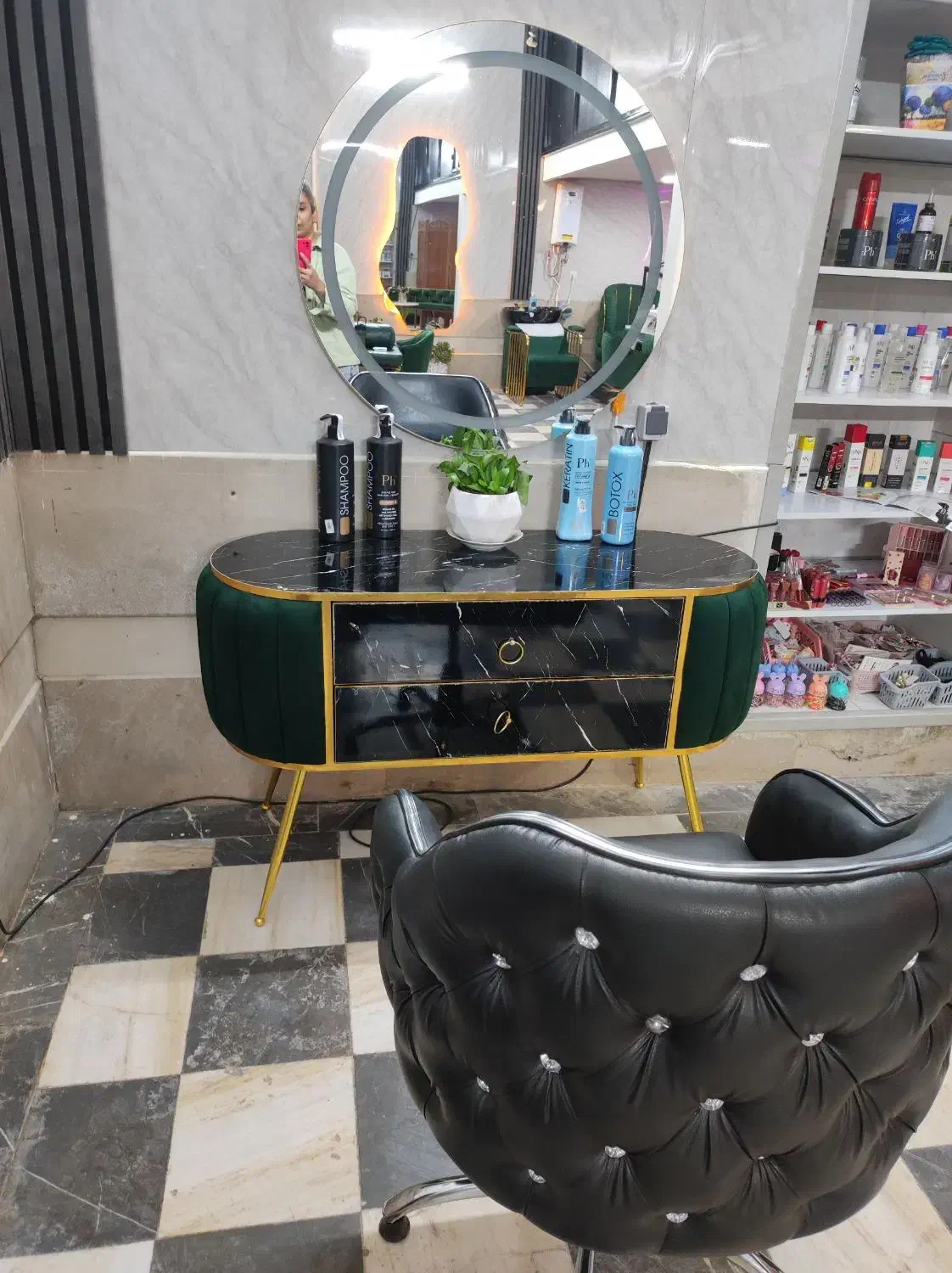 اجاره درصدی لاین ارایشگاهی|خدمات آرایشگری و زیبایی|اصفهان, دنارت|دیوار