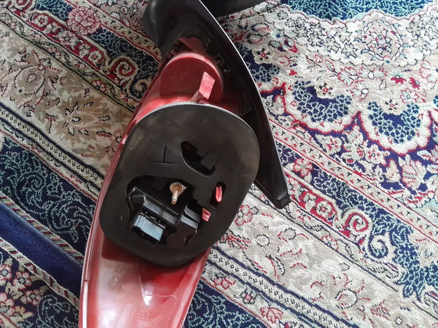 خطر عقب ۲۰۶|قطعات یدکی و لوازم جانبی|فامنین, |دیوار