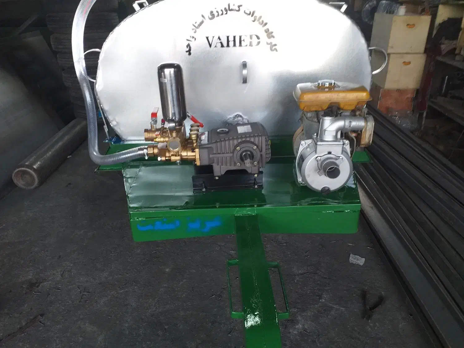 تانکر سمپاشی ۲۰۰۰ لیتری|ماشین‌آلات صنعتی|لاجان, |دیوار